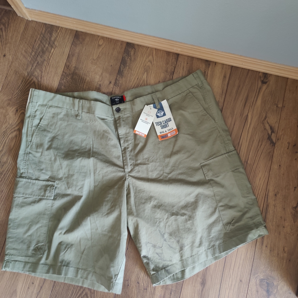 Dockers Men's Khaki Cargo Shorts